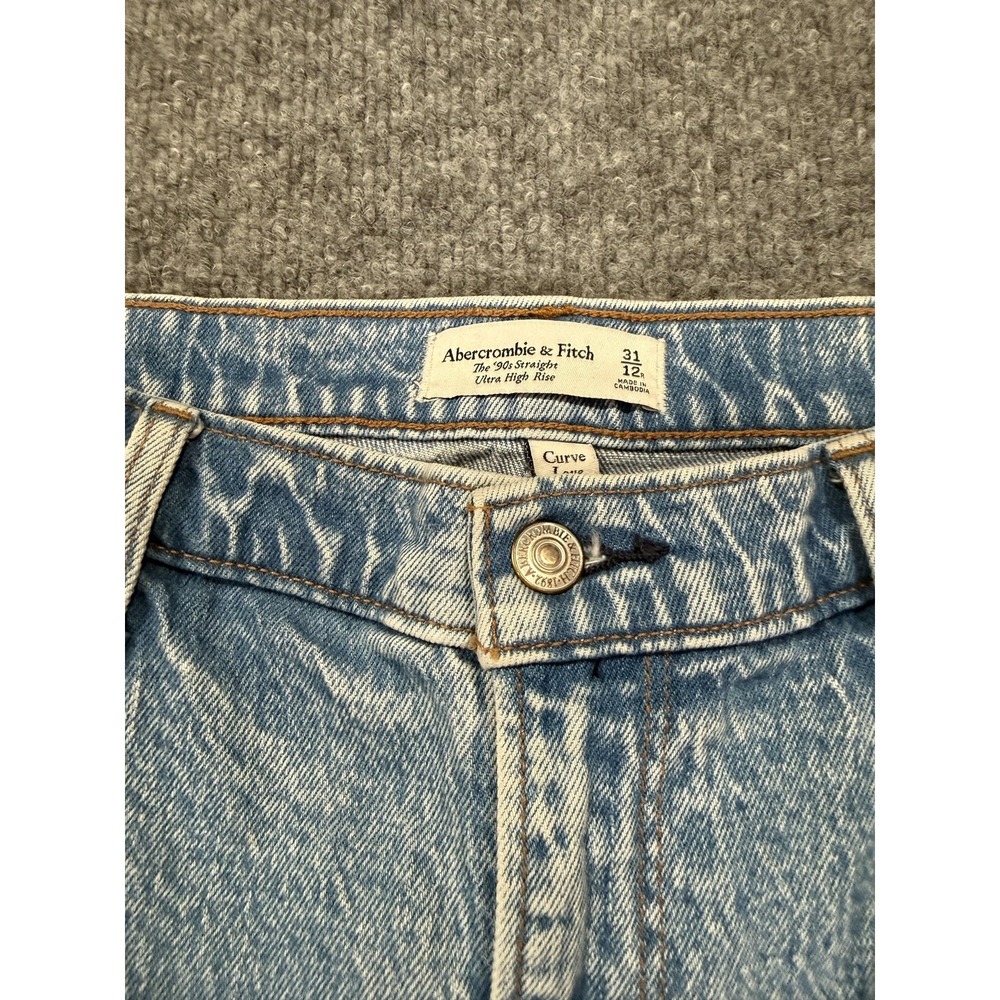 Abercrombie & Fitch Jeans Womens 12 Light Wash Blue 90s Straight Ultra High Rise - Picture 6 of 8